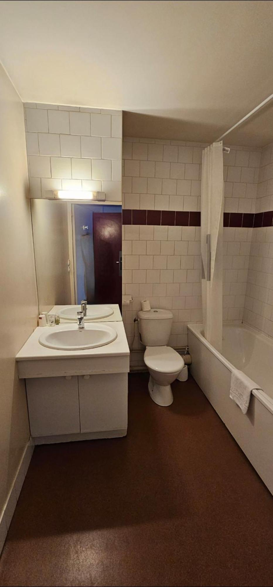 Hotel Lyon Sud, Pierre Benite, St Genis Laval מראה חיצוני תמונה