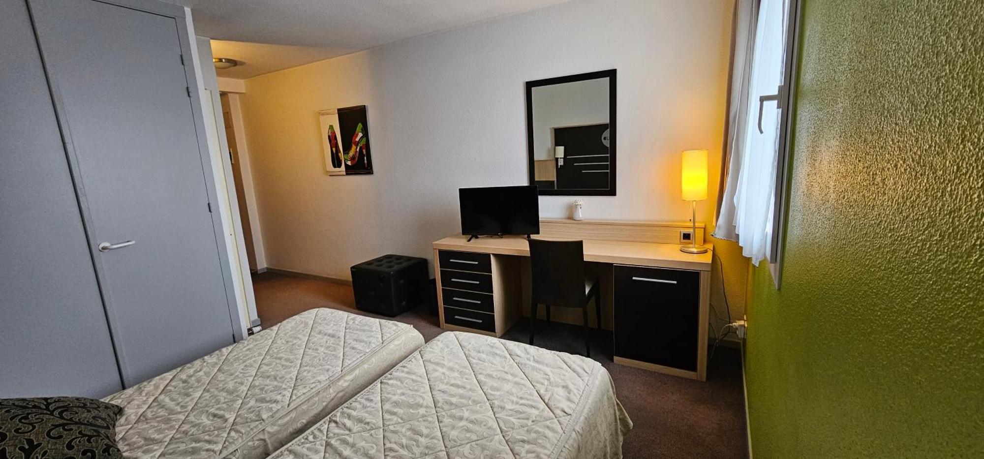 Hotel Lyon Sud, Pierre Benite, St Genis Laval מראה חיצוני תמונה