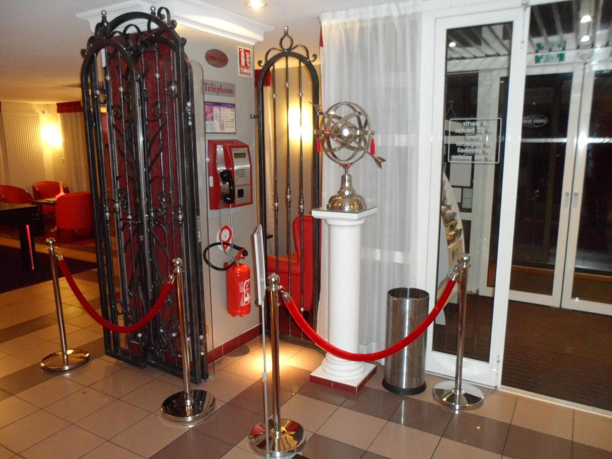 Hotel Lyon Sud, Pierre Benite, St Genis Laval מראה חיצוני תמונה